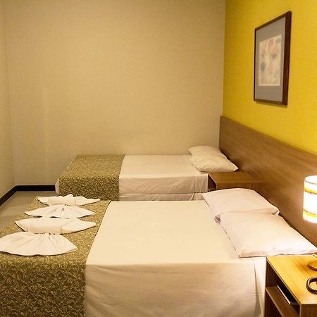 Happy Hotel Girassol Porto Seguro Buitenkant foto