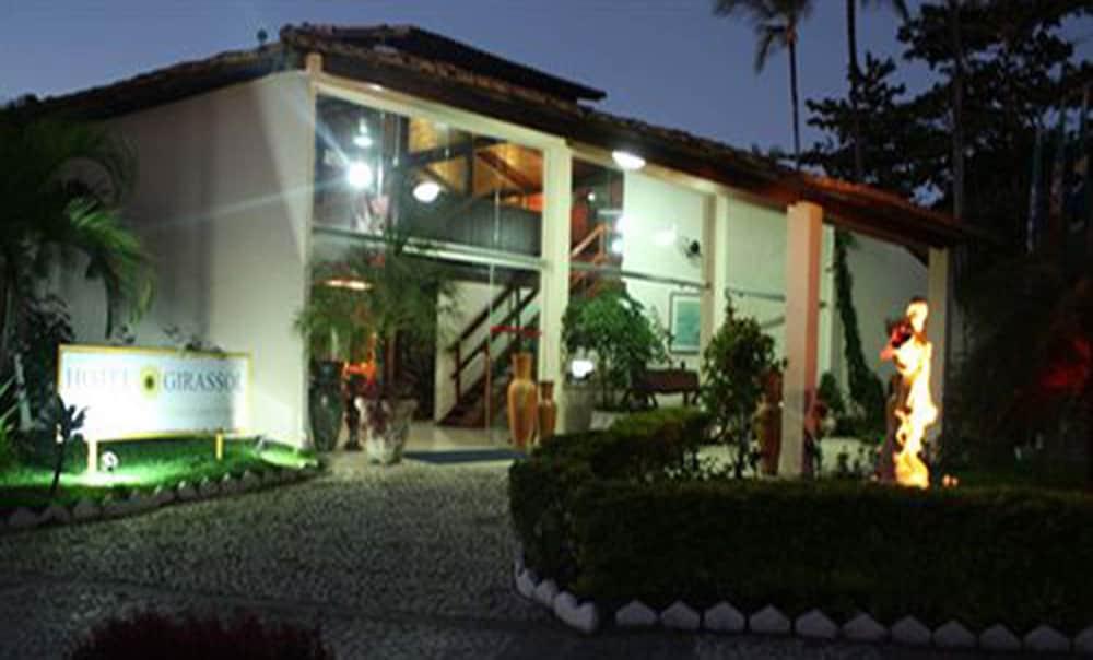 Happy Hotel Girassol Porto Seguro Buitenkant foto